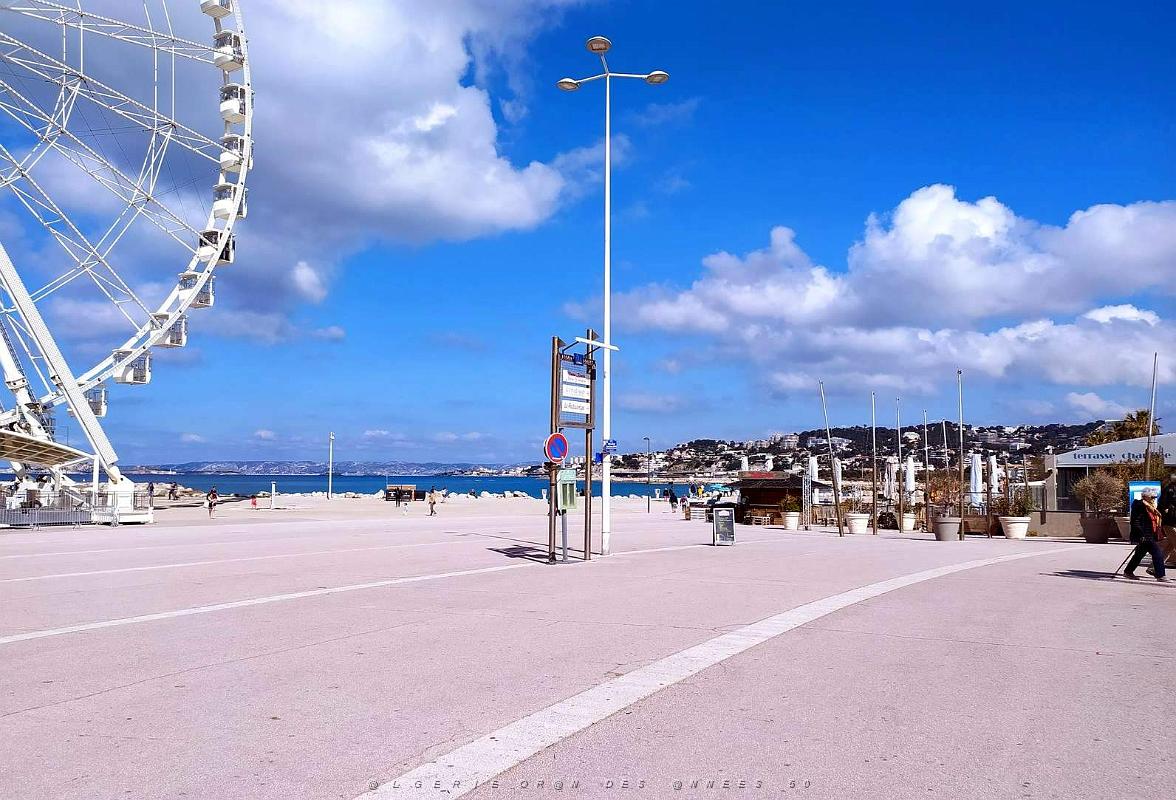 23 Marseille - Plage Prado-Borely.jpg